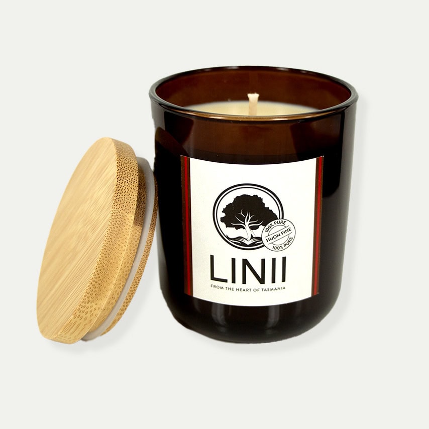 Linii huon pine candle